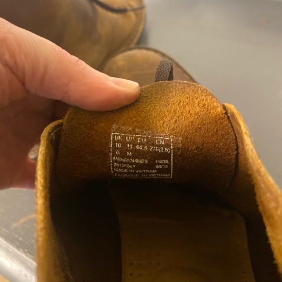 Original Clark’s Desert Boot - Picture 6 of 6